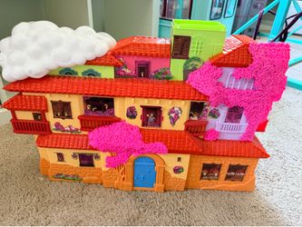 Disney Mirabel Encanto House