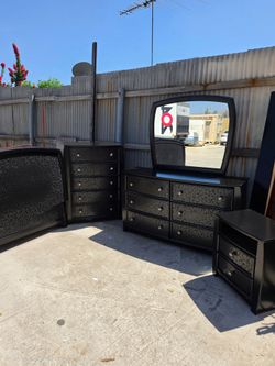 Black Bedroom Furniture Set with Mirror
