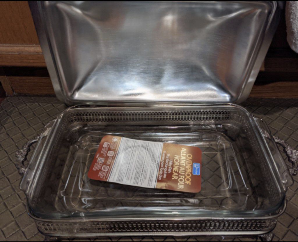Brand New Silver Serving Stand Holiday Dinner With Bakeware Inside