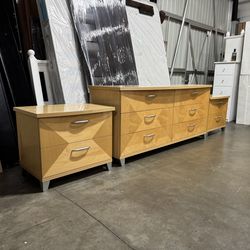 Dresser set $299