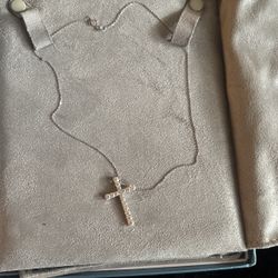 14k WG DIAMOND CROSS PENDANT 