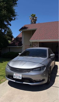 2017 Chrysler 200s