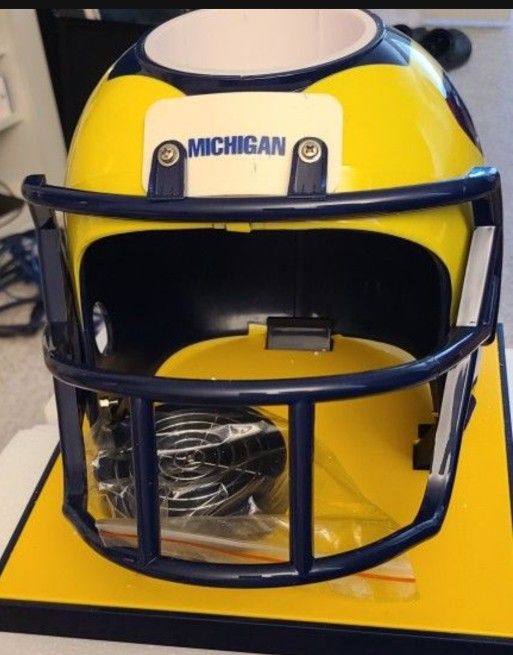 U of M Beverage Dispenser- NEW