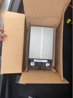 Brand New Genuine OEM Land Rover 48V MHEV Lithium-Ion Battery