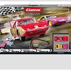 Brand New Carrera Evolution 1/24 Track 1_32 Cars.