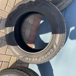 Tires Goodyyear Assurance 255/60R19