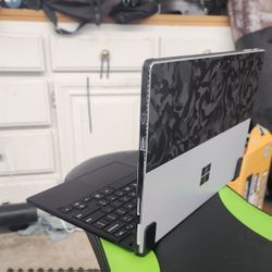 Surface Pro 6 i5- 6300CPU BUNDLE