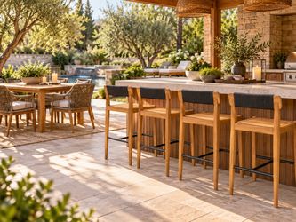 12 Brand New Solid Teak Bar Stools – Ideal for Cafés, Restaurants & Patios