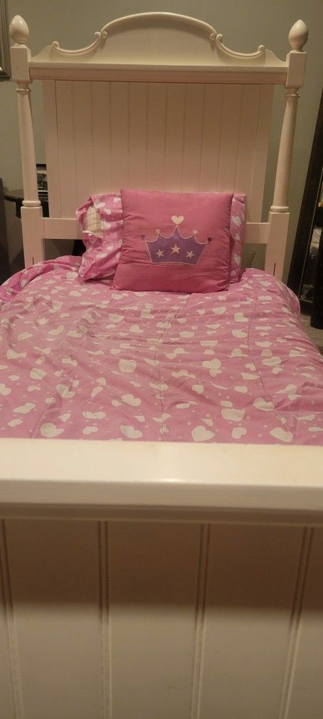 Girls Twin Bed