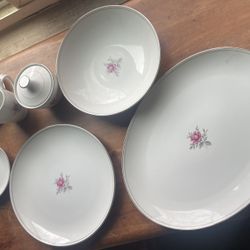 39 Pieces Of Fine China Japan Serenity Pattern
