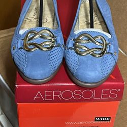 Aerosoles Women's High Bet Ballet Flat, Blue Nubuck, size 6