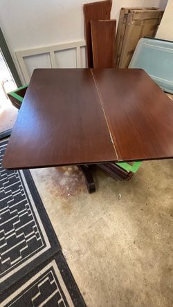 Game table