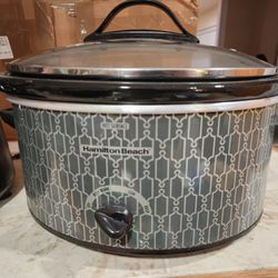 Crockpot And Food Processor 