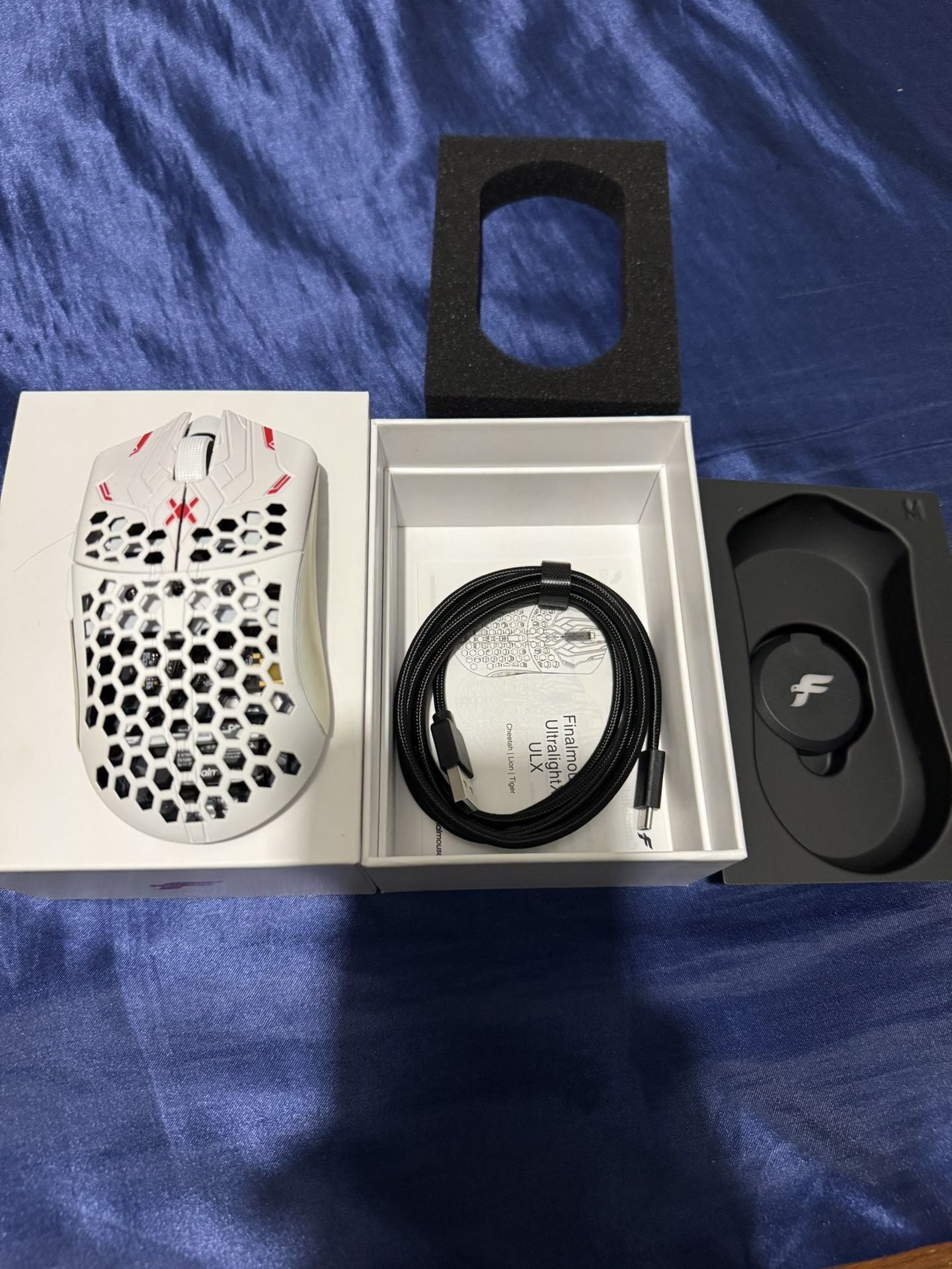 Finalmouse ULX Pro Aceu Lion (Medium)