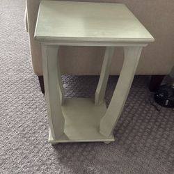 Set Of Two End tables 