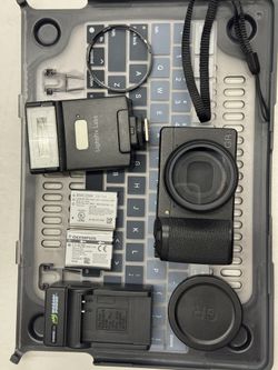 Ricoh GRIII bundle