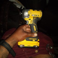 DeWalt Brushless Impact Drill 20v Mac Xr