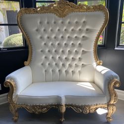 Throne Love Seat 