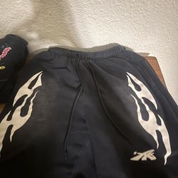 Hellstar Shorts Vintage Style