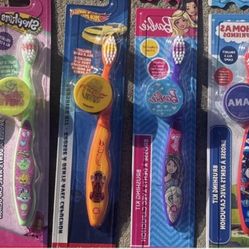 Free kids Toothbrushes New and Sealed 24 - Bloomington 