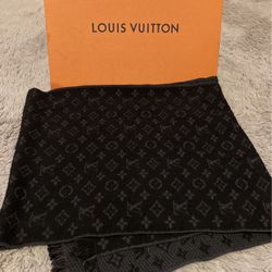 Luxurious Louis Vuitton Scarf