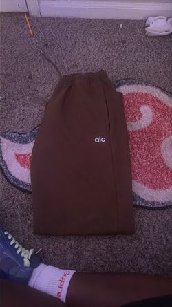 Brown alo acolade pants