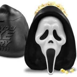 Scream VI Ghostface Popcorn Bucket and Beverage Buddy 