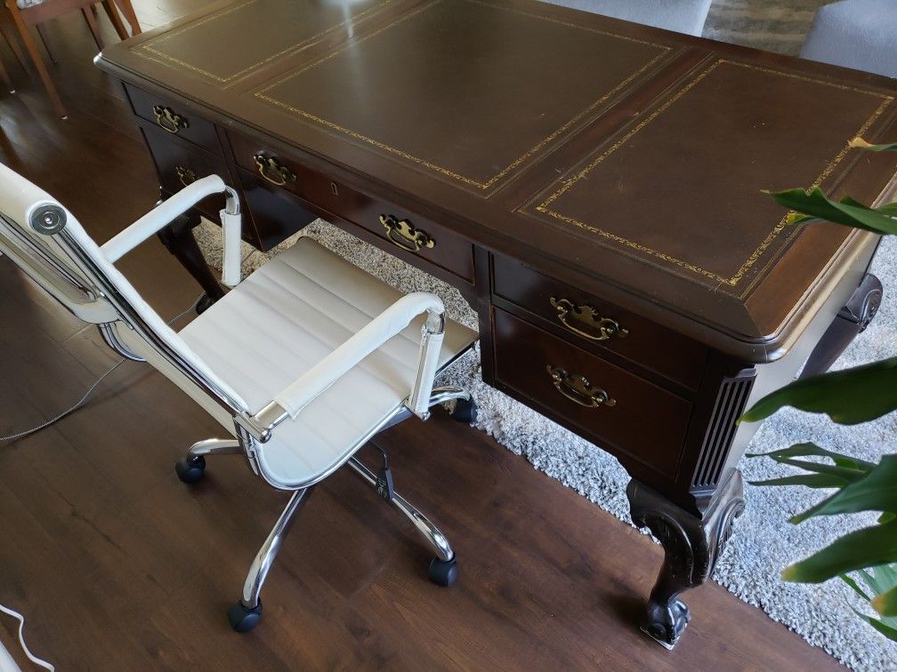 Solid wood desk with inlay