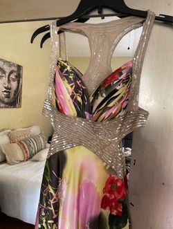 gown / dress