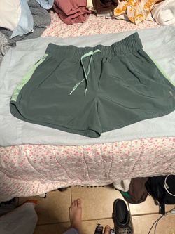 Reebok Women's Athletic Shorts XL