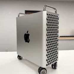 Apple Mac Pro 16 Core Intel Xeon*96GB RAM*1TB SSD