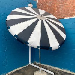 Oversize Vintage Aluminum Patio Umbrella