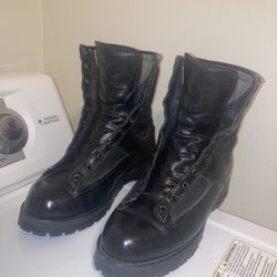 Size 11 Donners Gore Tek Boots 