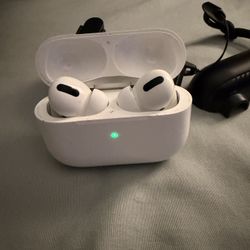 AIRPOD PROS 2nd GEN 
