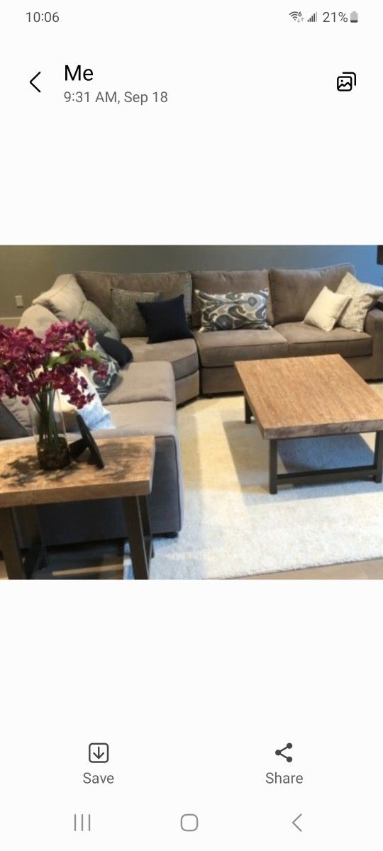 Pottery Barn Sofa And Coffee Table