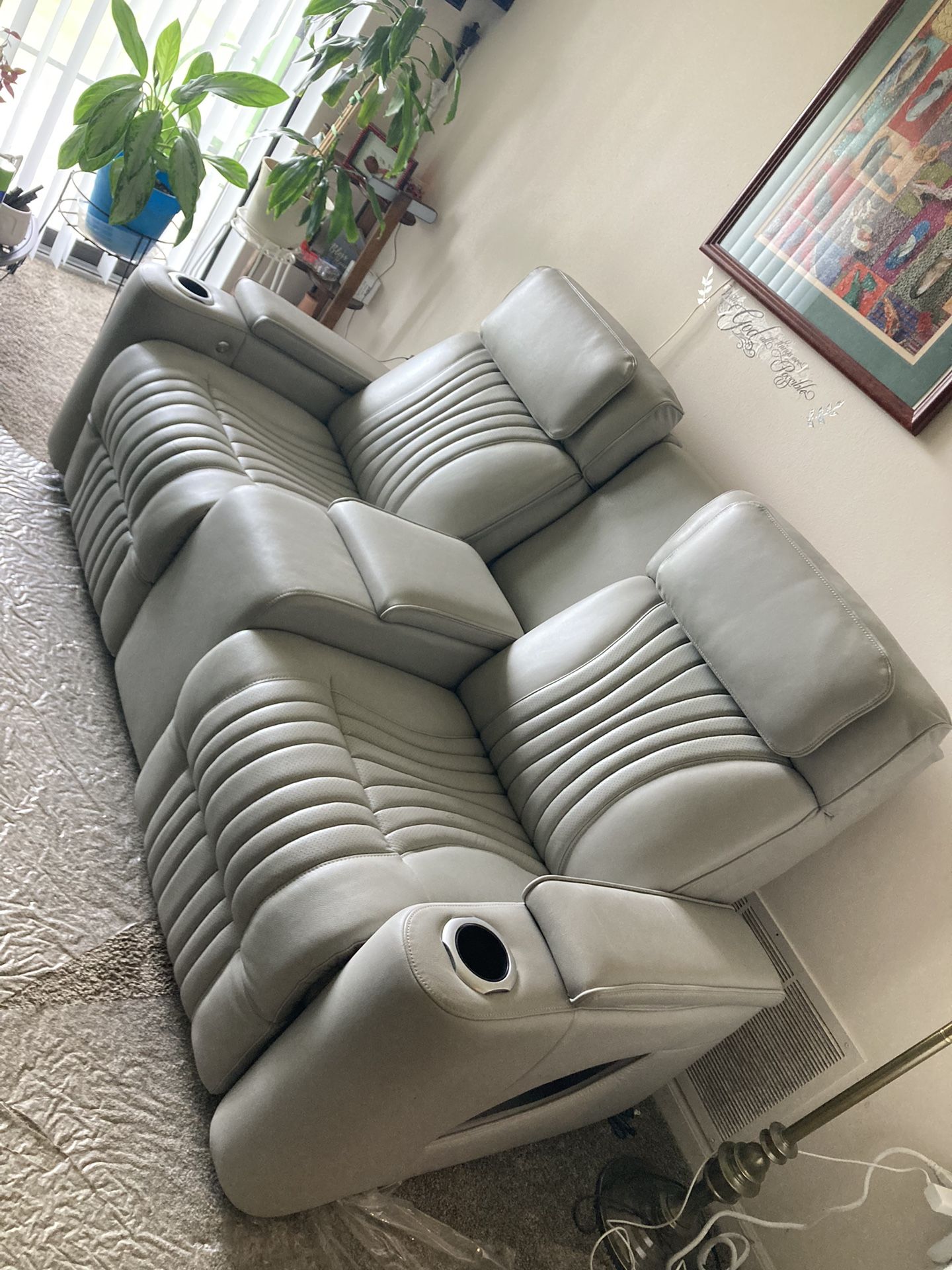 Dual Power Reclining Loveseat w/ LEDs