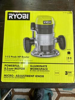 8.5 Amp 1-1/2 Peak HP Fixed Base Corded Router