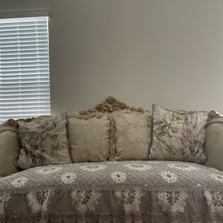 Sitting Room Traditional Set