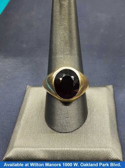 Men's Ring - Yellow Gold 14k (.585) 17.2 grams Size 12.5