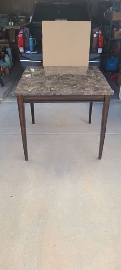 New marble table - has cracks on corners. 75th Ave and Peoria