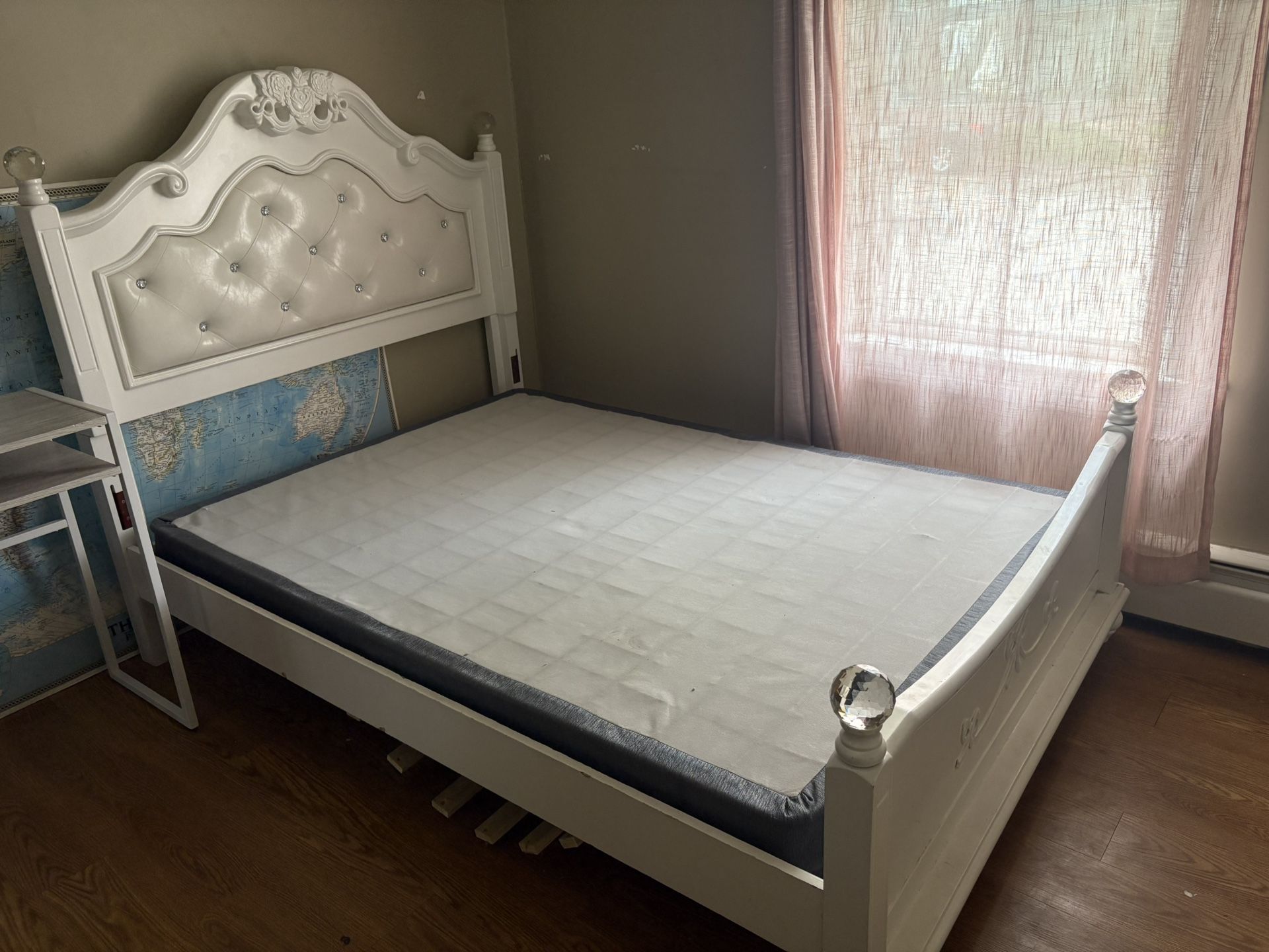 Full White Bedroom Set