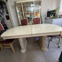 China Cabinet With Matching Table For 8