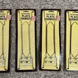 Vintage Unopened Set Of 5 Adjustable Plate Hangers