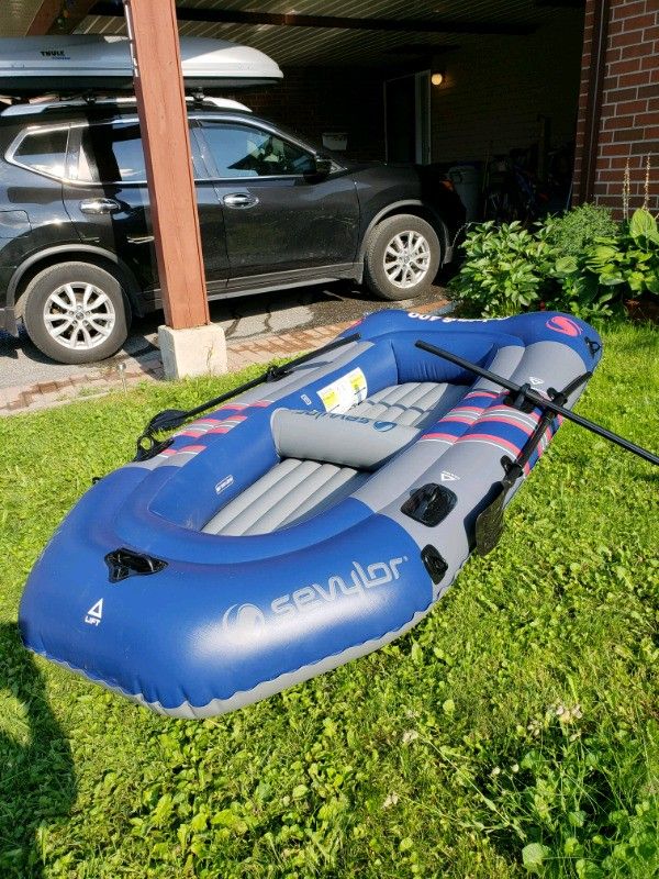 Sevylor Colossus 4-person Inflatable raft