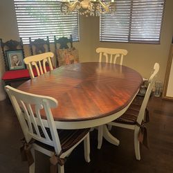 Beautiful Dining Table and chairs