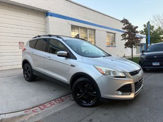 Ford Escape SUV Silver with Black Wheels
