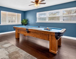 Pool table
