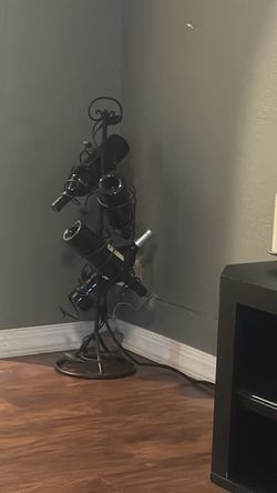 Black Metal Freestanding Wine Rack