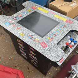 1up Arcade Four Parts