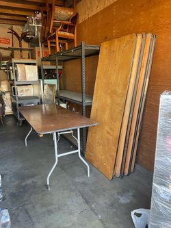 Folding tables